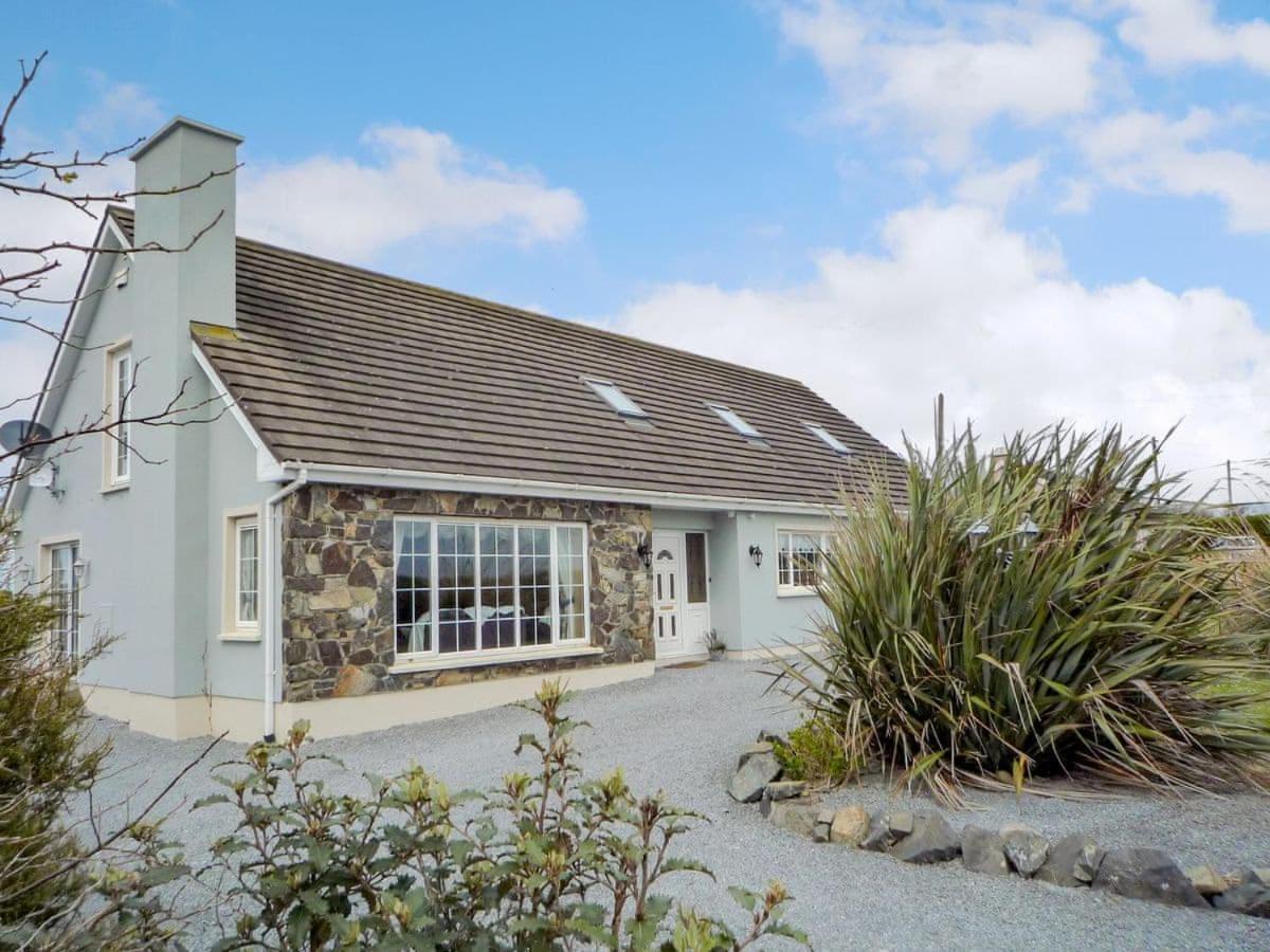 Ballyheigue Guesthouse Heirhill Exteriör bild